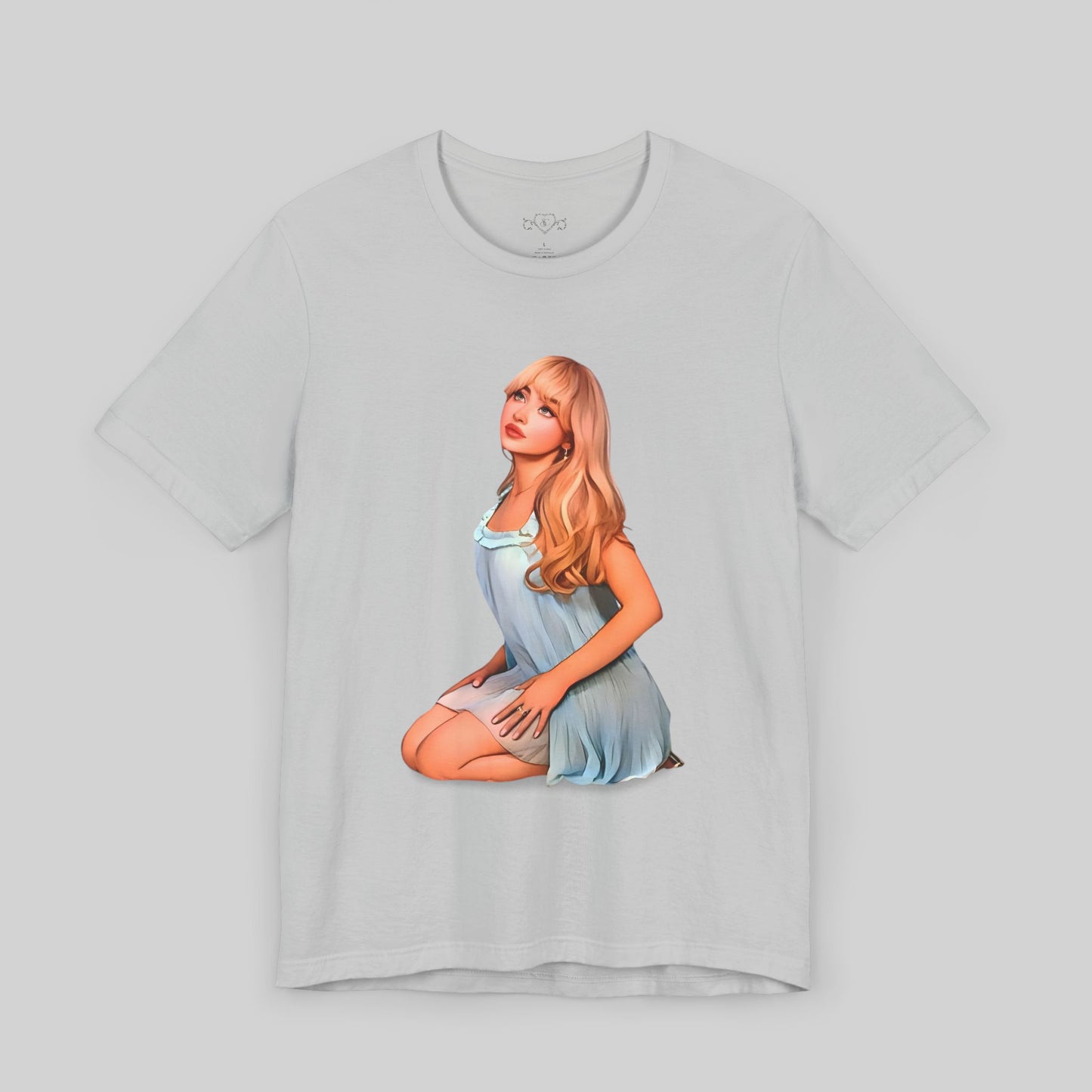 Artistic Unisex Tee - Elegant Pose Design - Sabrina Carpenter Merch
