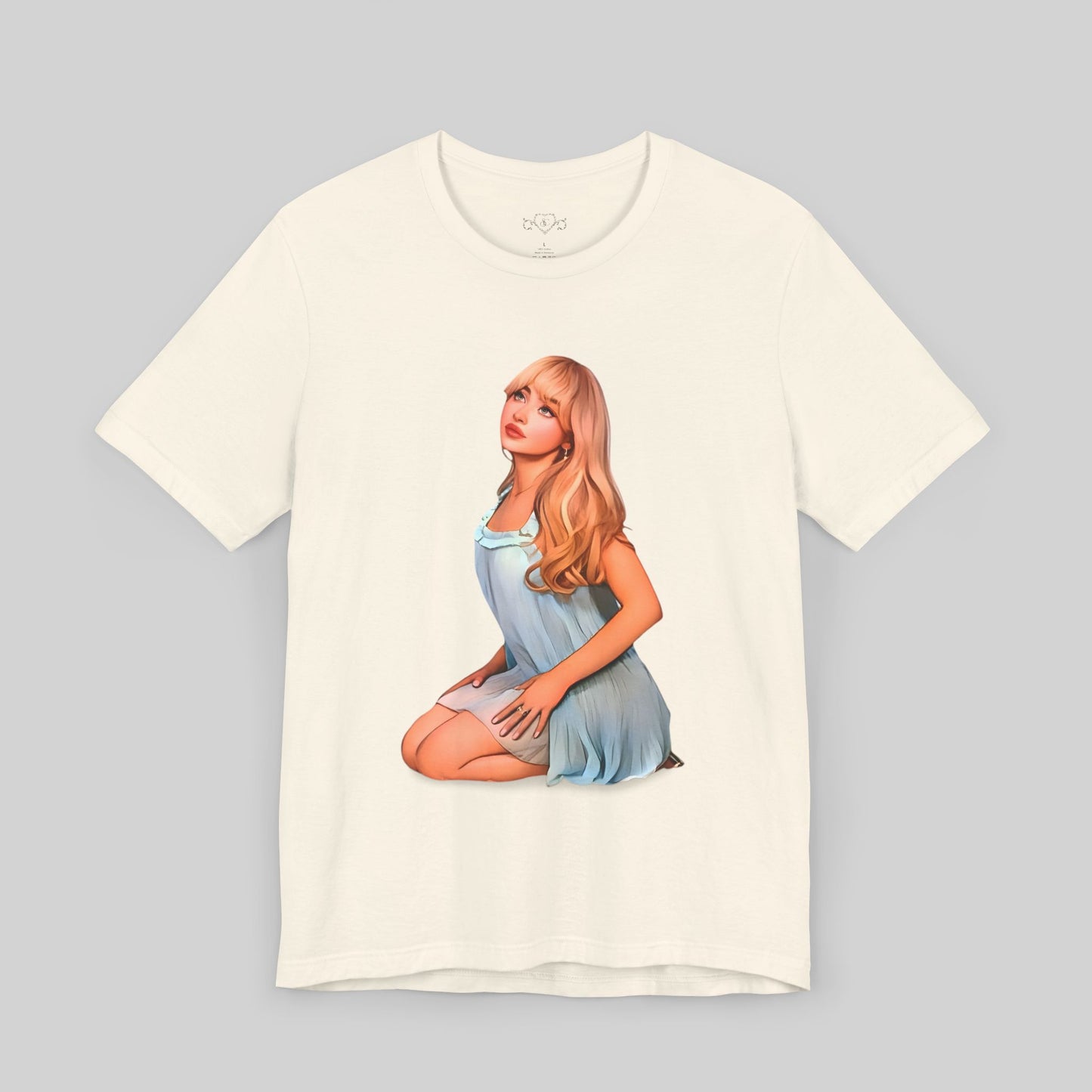 Artistic Unisex Tee - Elegant Pose Design - Sabrina Carpenter Merch