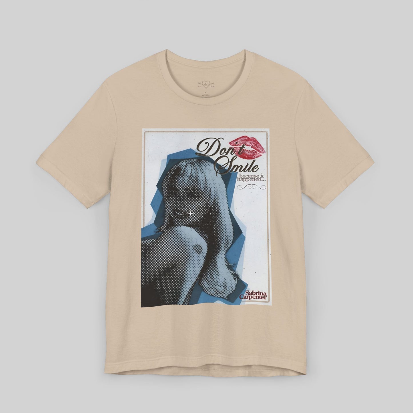Retro Graphic Tee - 'Don't Smile' Vintage Design - Sabrina Carpenter Merch