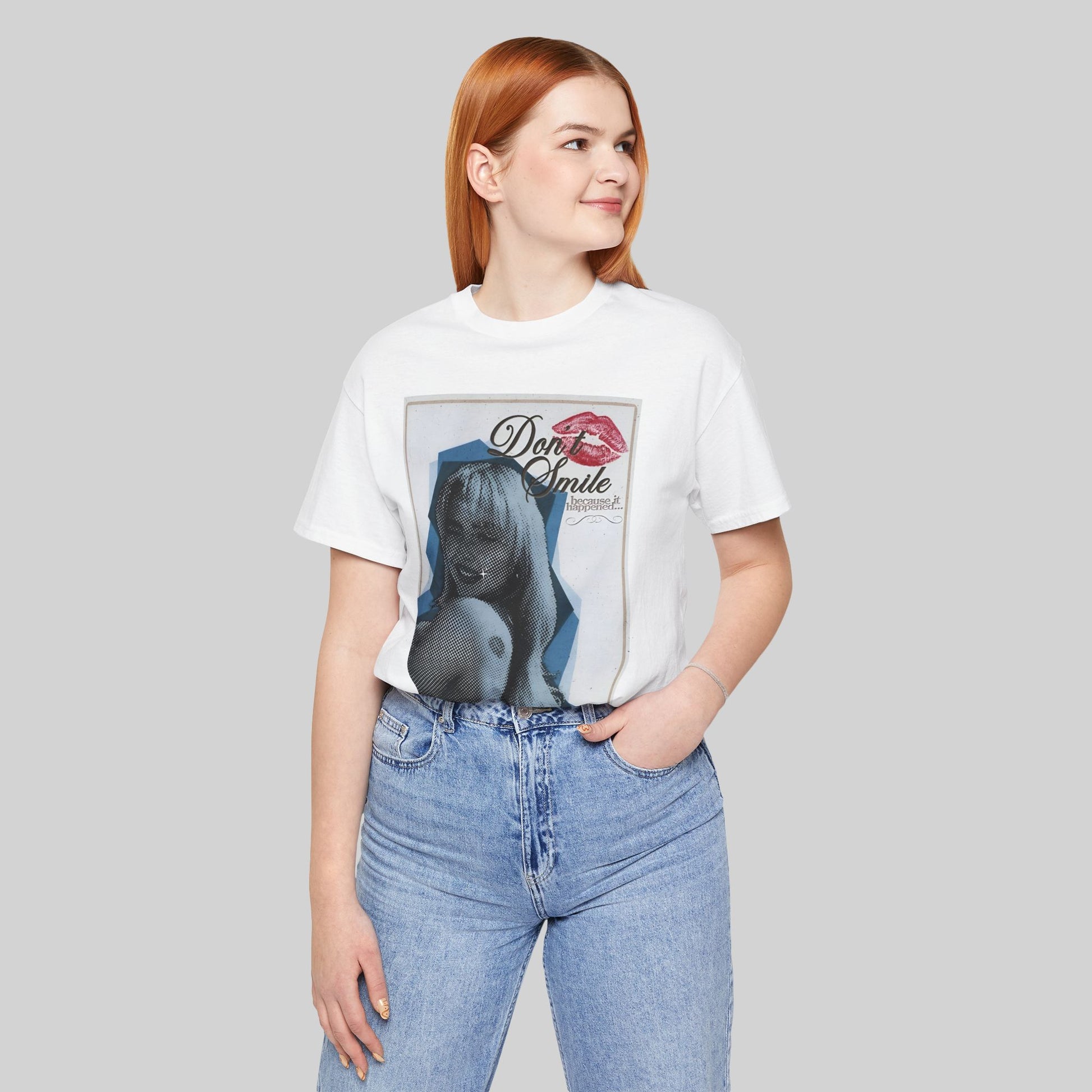 Retro Graphic Tee - 'Don't Smile' Vintage Design - Sabrina Carpenter Merch