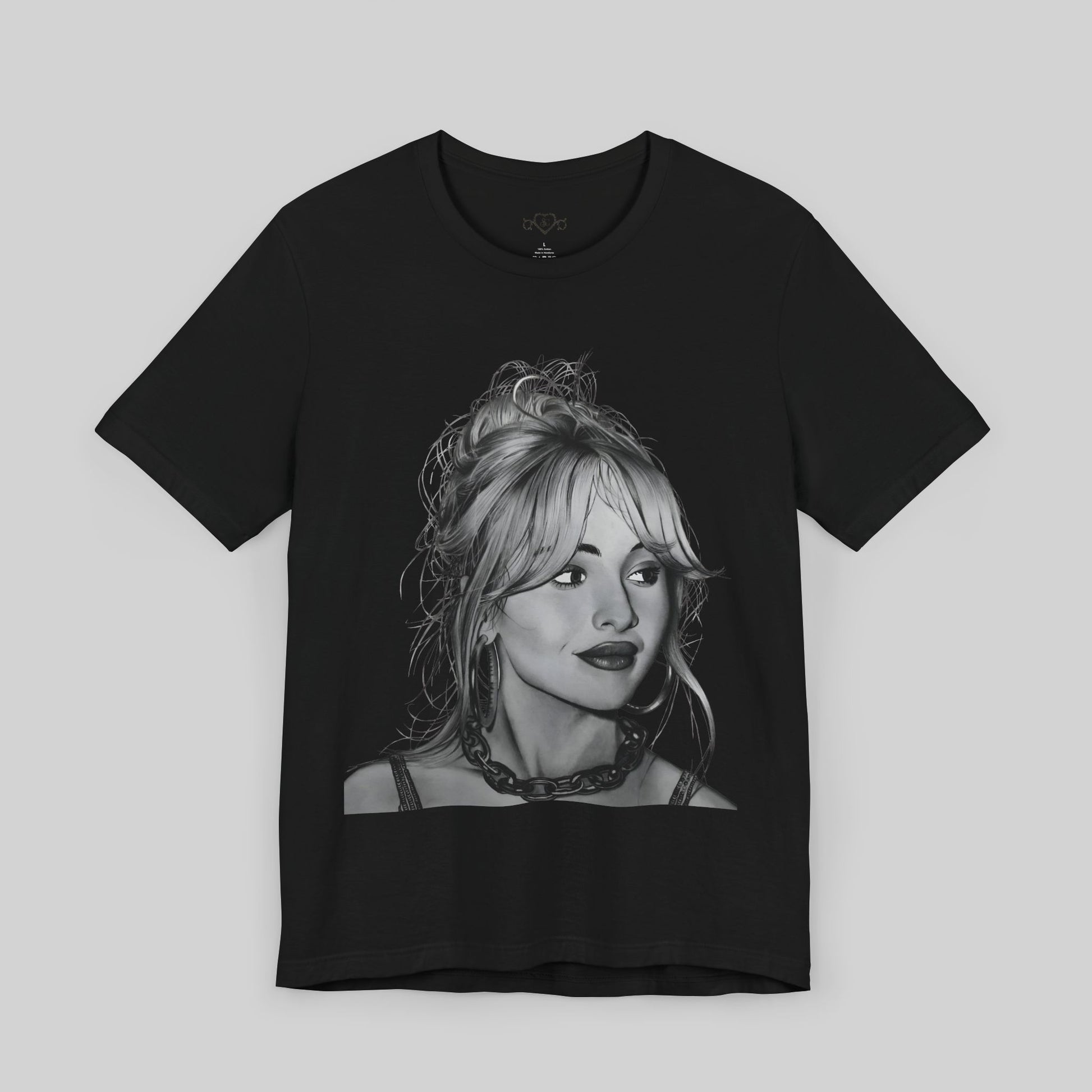 Stylish Graphic Tee - Trendy Women's Illustration - Sabrina Carpenter Merch